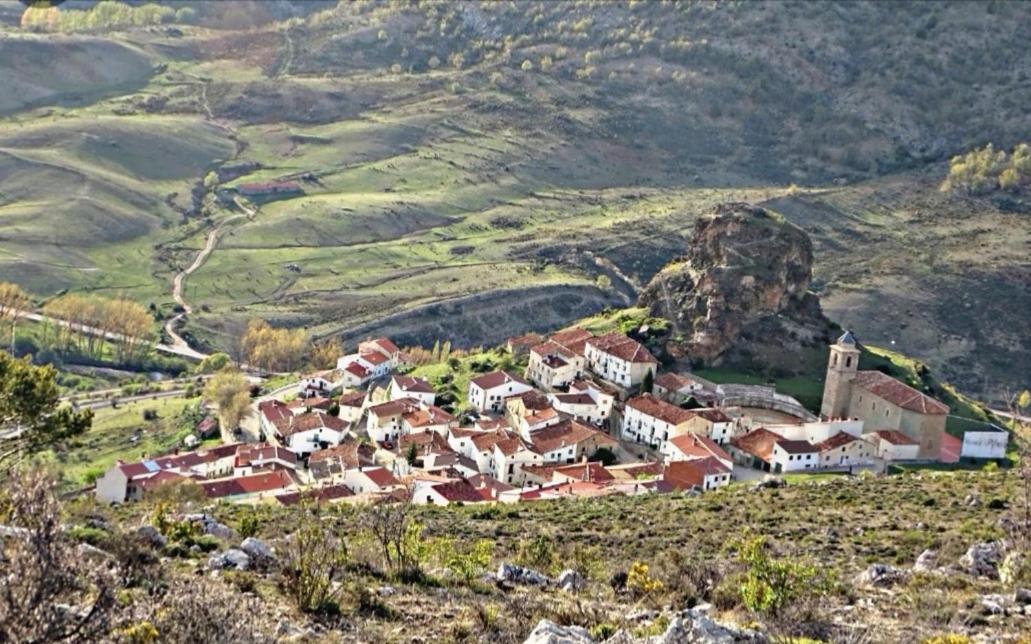 Huelamos Casa Rural Castellanos מראה חיצוני תמונה