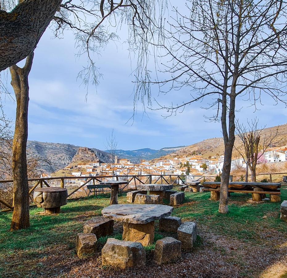 Huelamos Casa Rural Castellanos מראה חיצוני תמונה