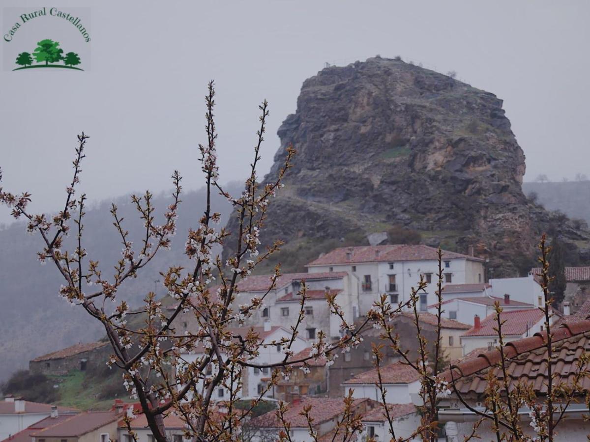 Huelamos Casa Rural Castellanos מראה חיצוני תמונה